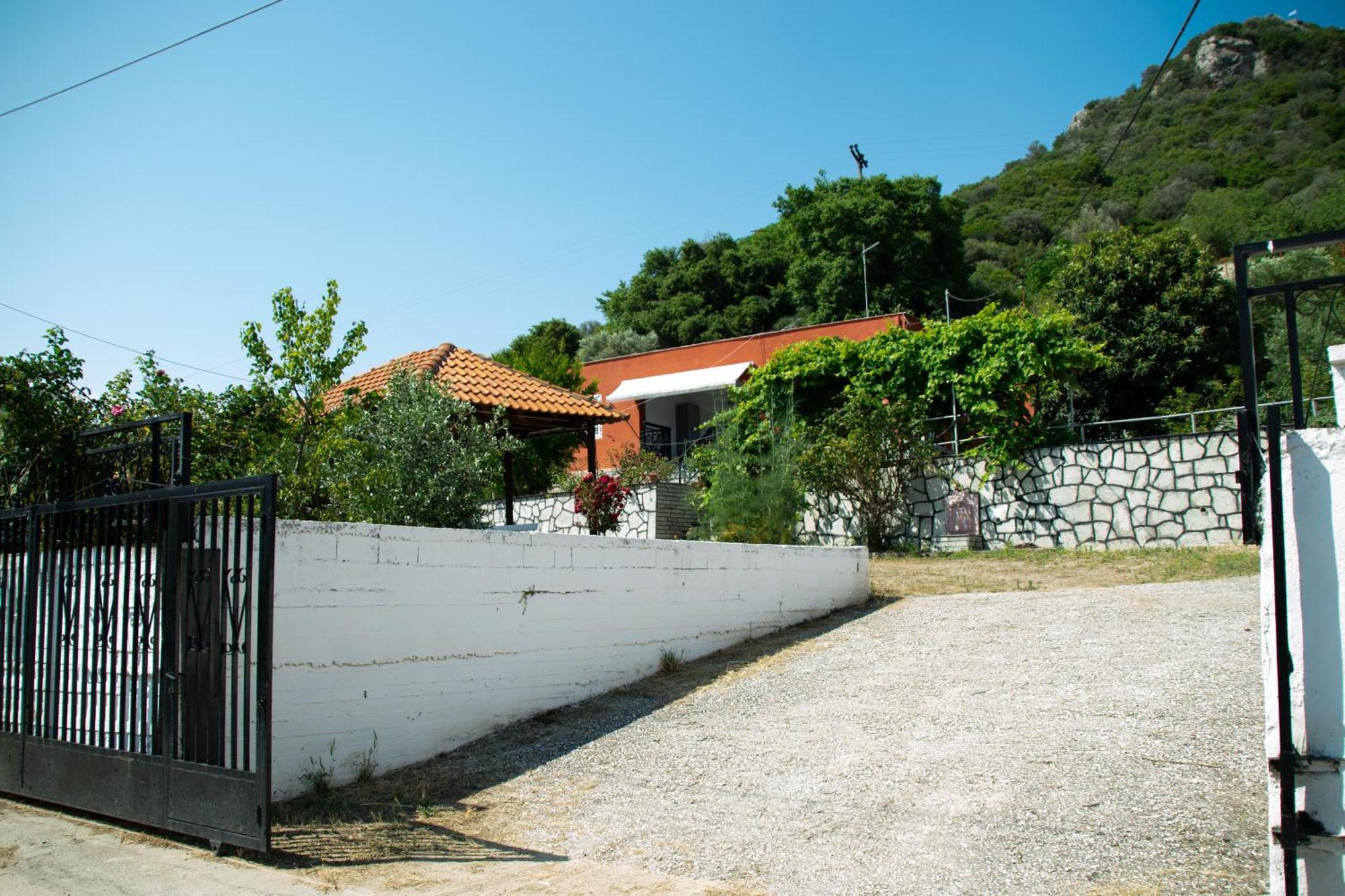 Paradise Residency Nea Iraklitsa Екстериор снимка